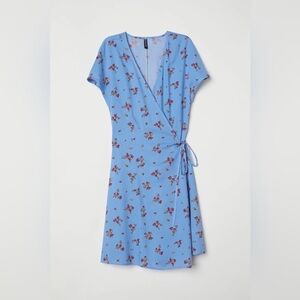 H&M Light Blue Floral Wrap Midi Dress